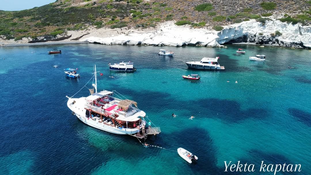 Yekta Kaptan ile Foça günlük tekne turu